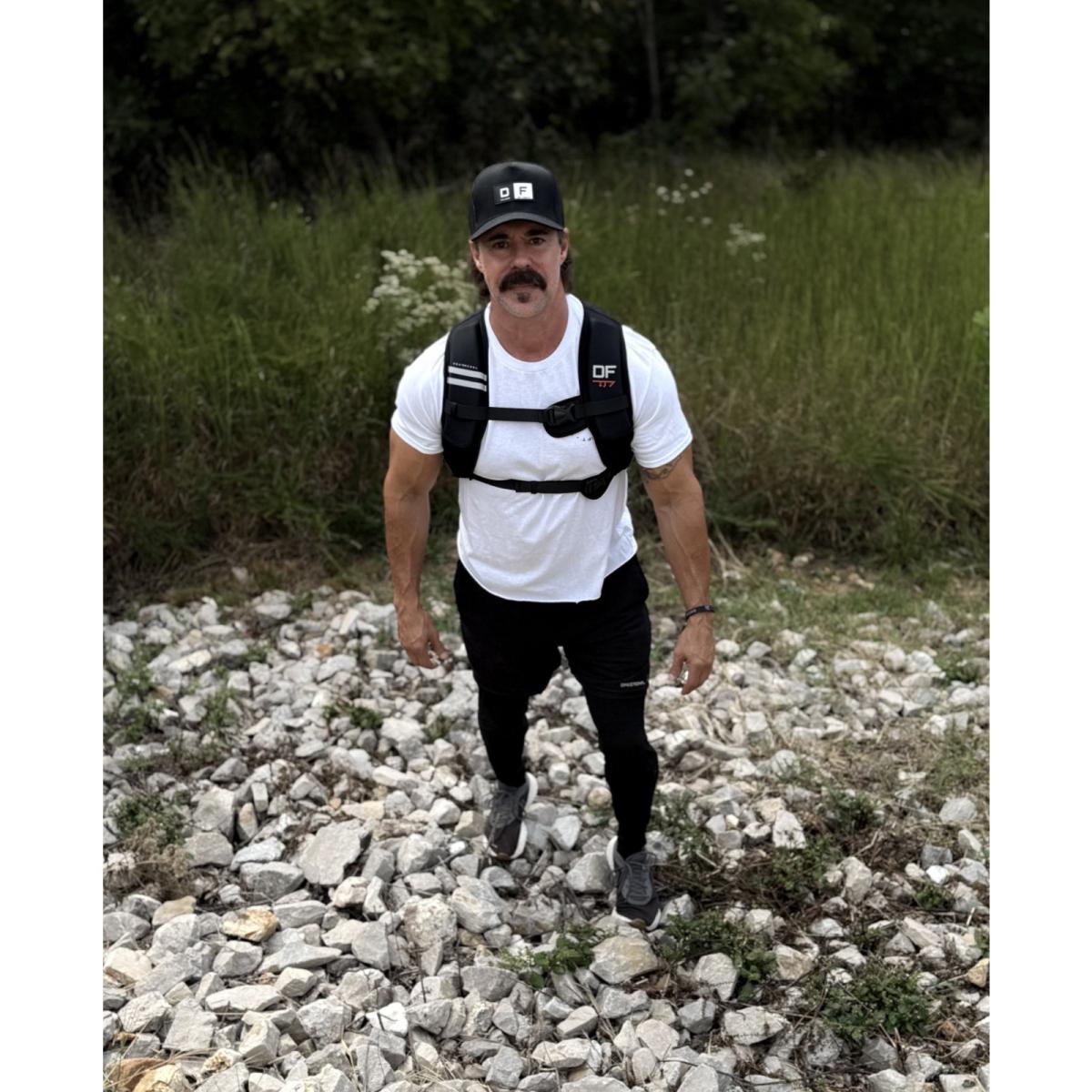 How to Start Running With a Weighted Vest Safely