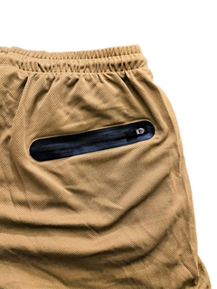 Khaki pocket.png